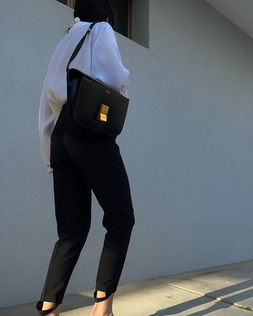 Black trousers