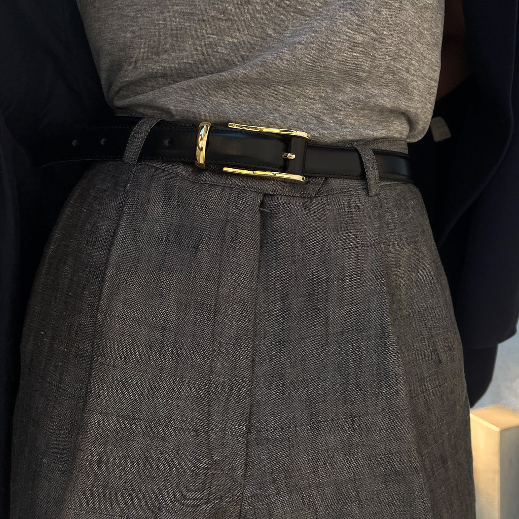 Tapered pants