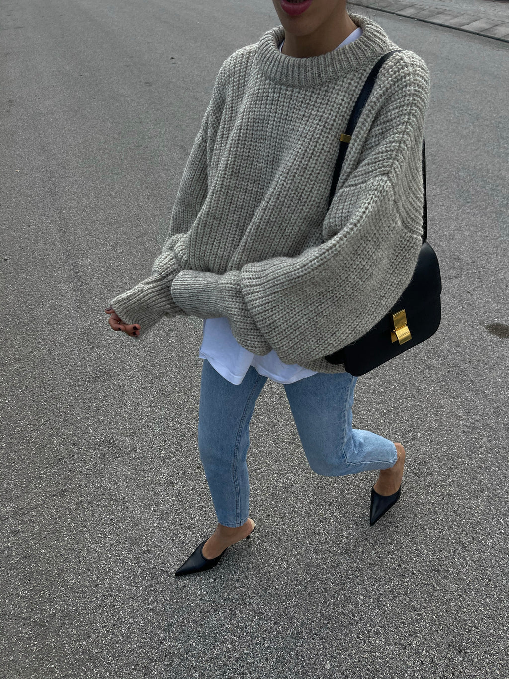 100 wool jumper