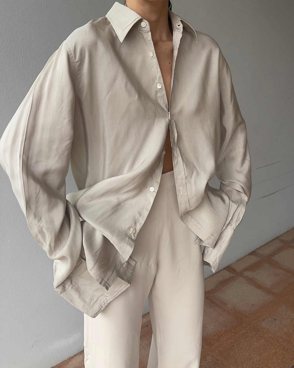 100 silk minimal shirt