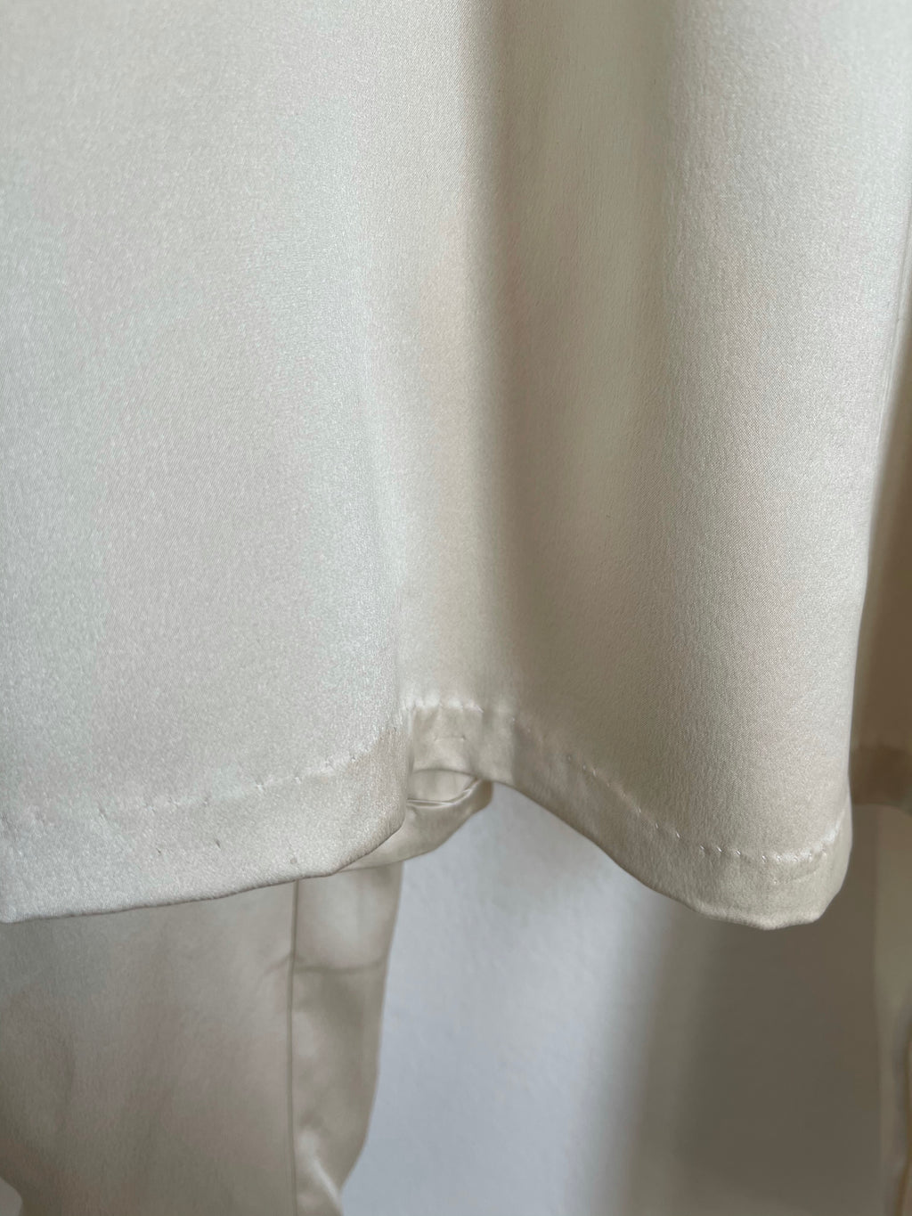 JINNNN 100% liquid silk top