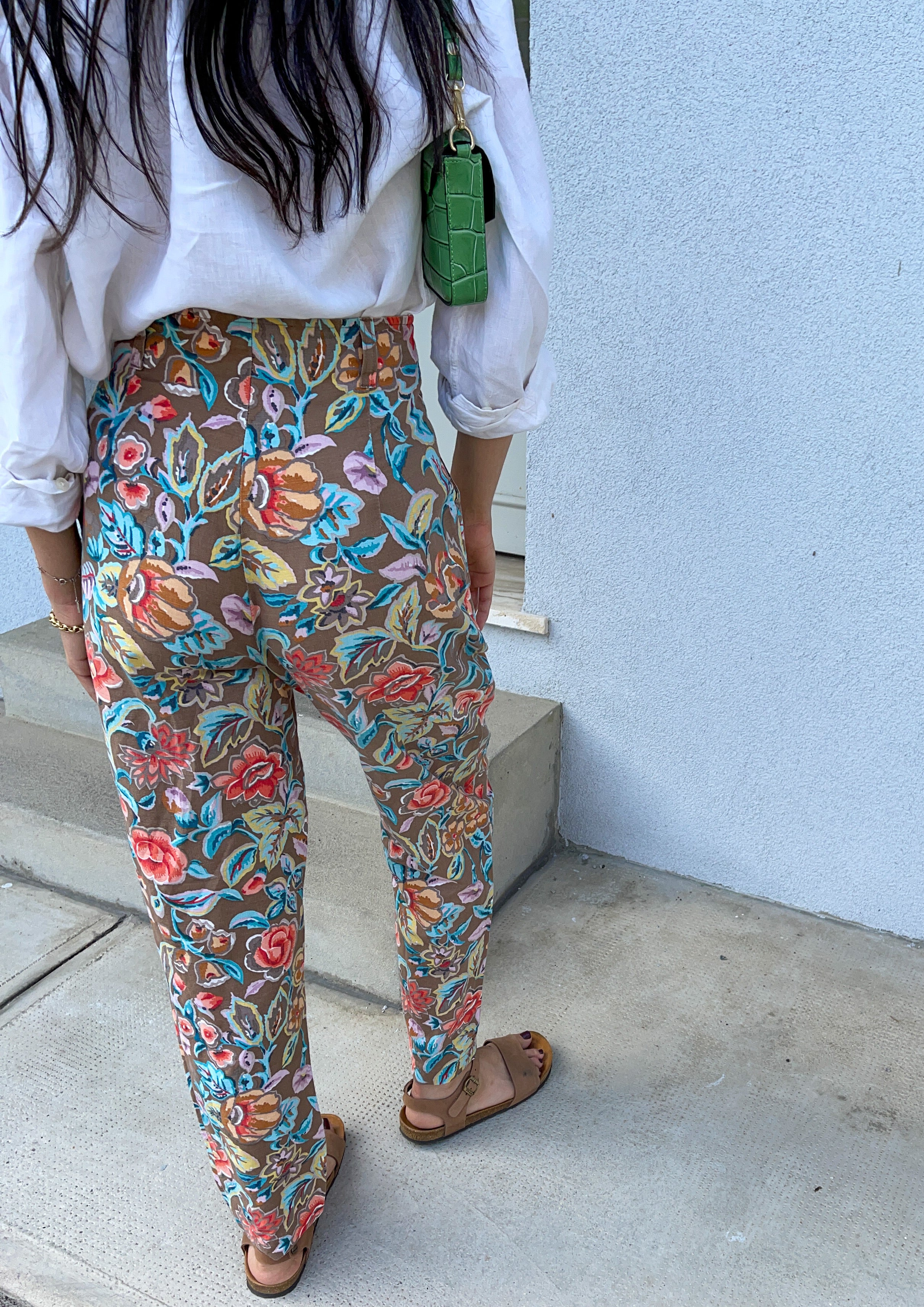 Funny but chic linen  trousers