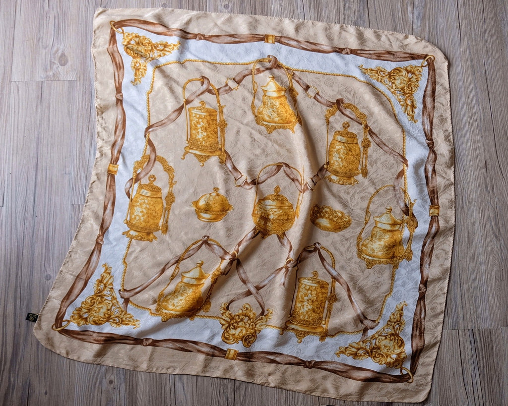 100 Silk foulard