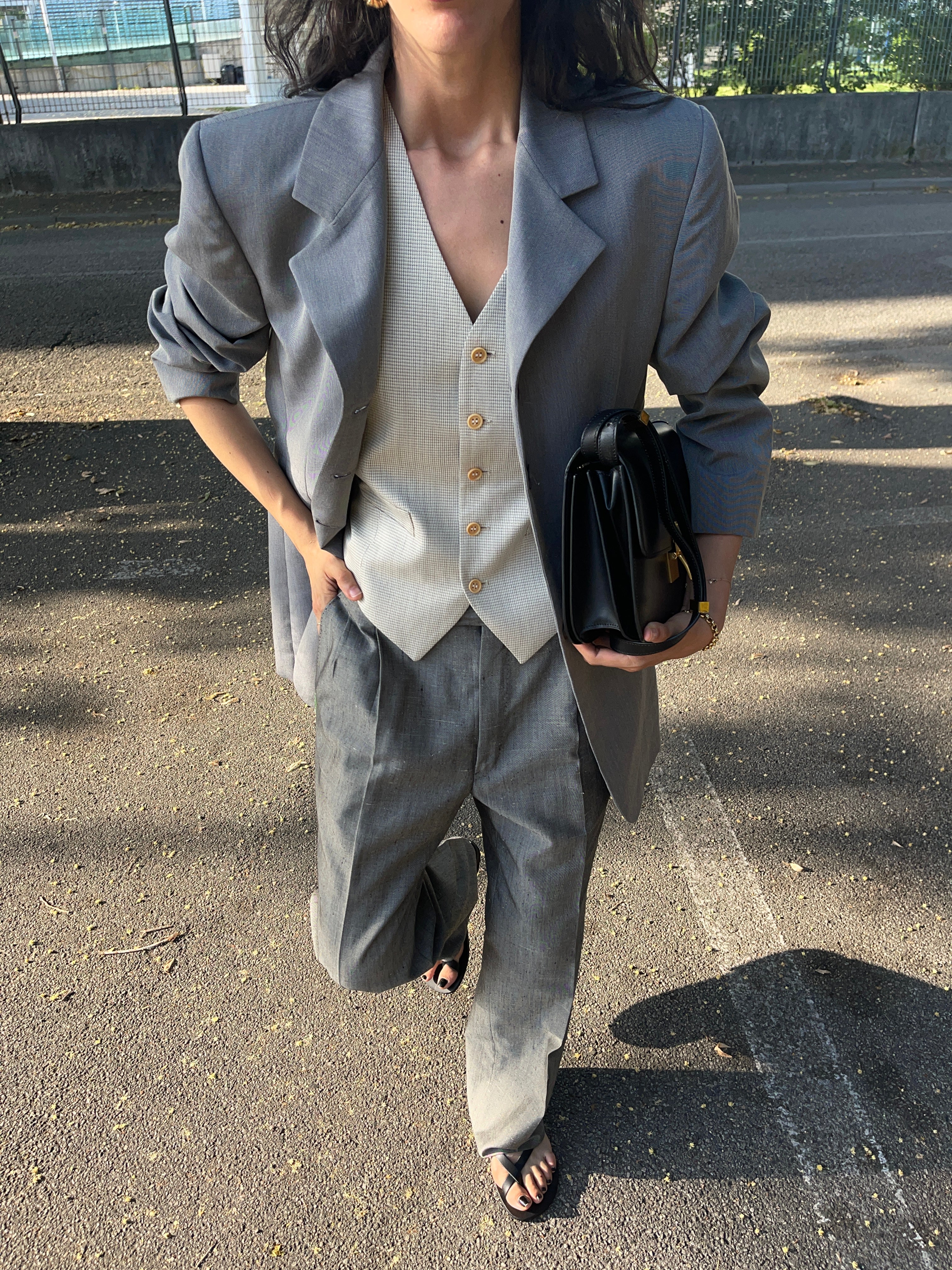 Pantaloni grigi