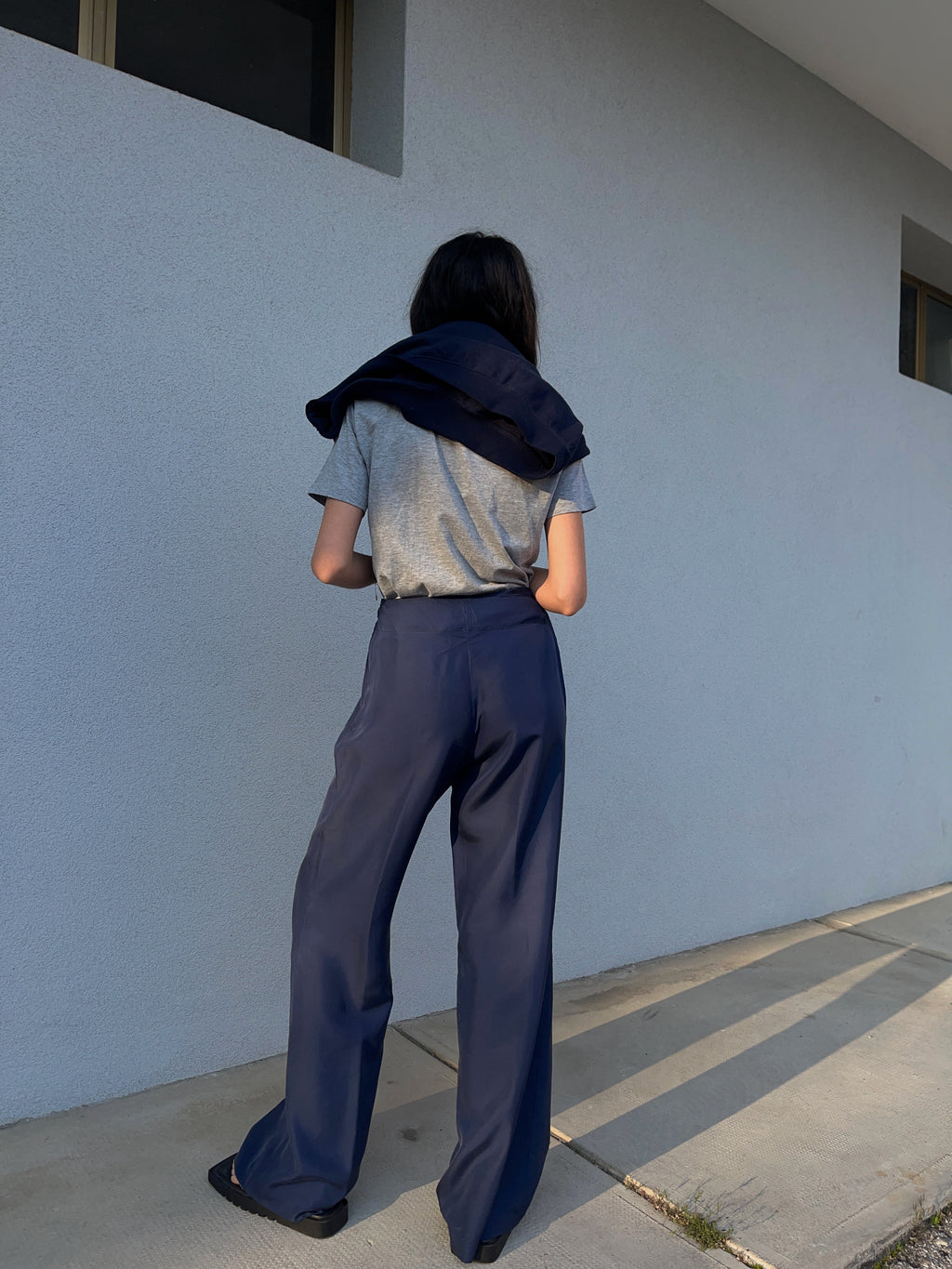 100 silk blue trousers