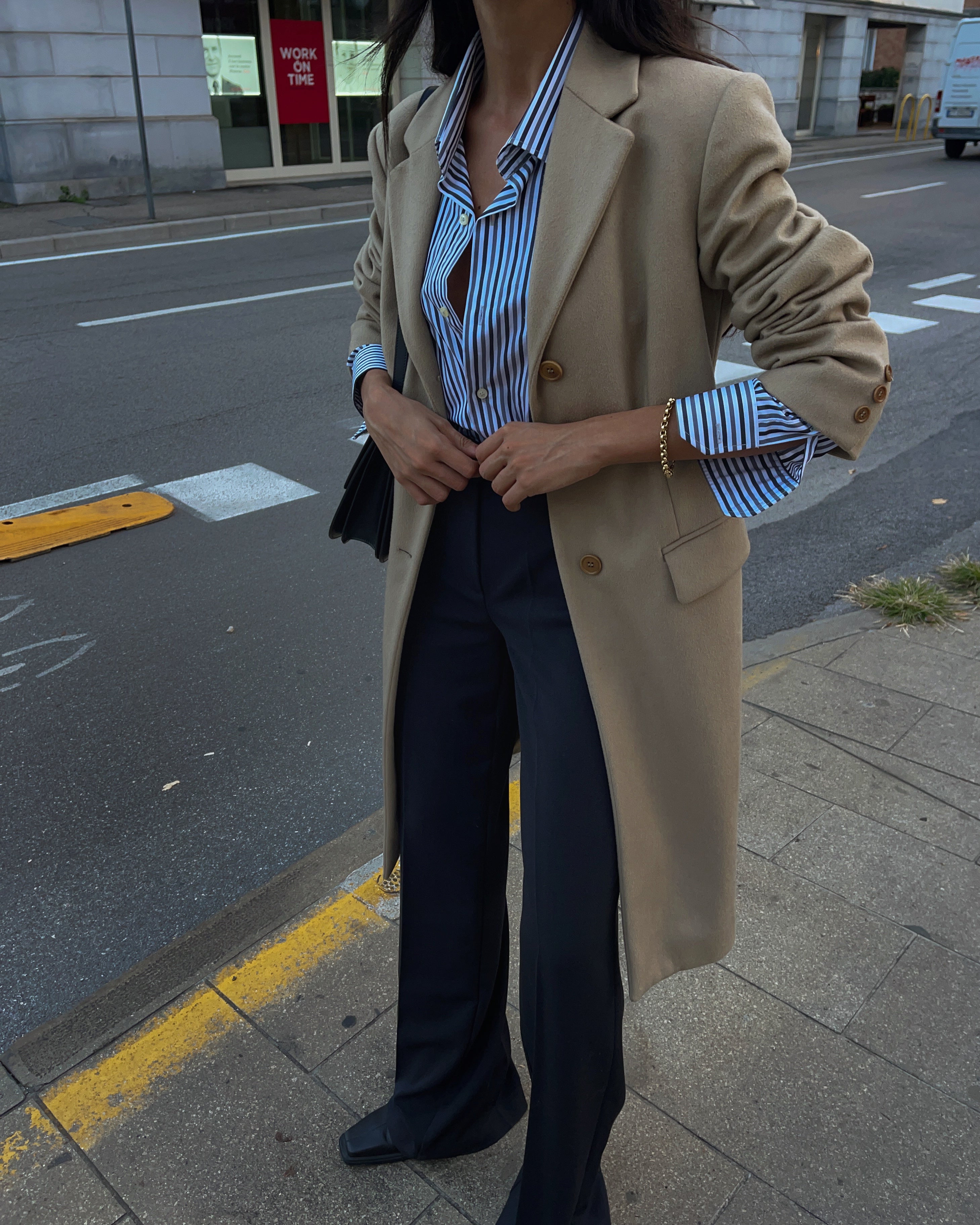 Beige wool classic coat