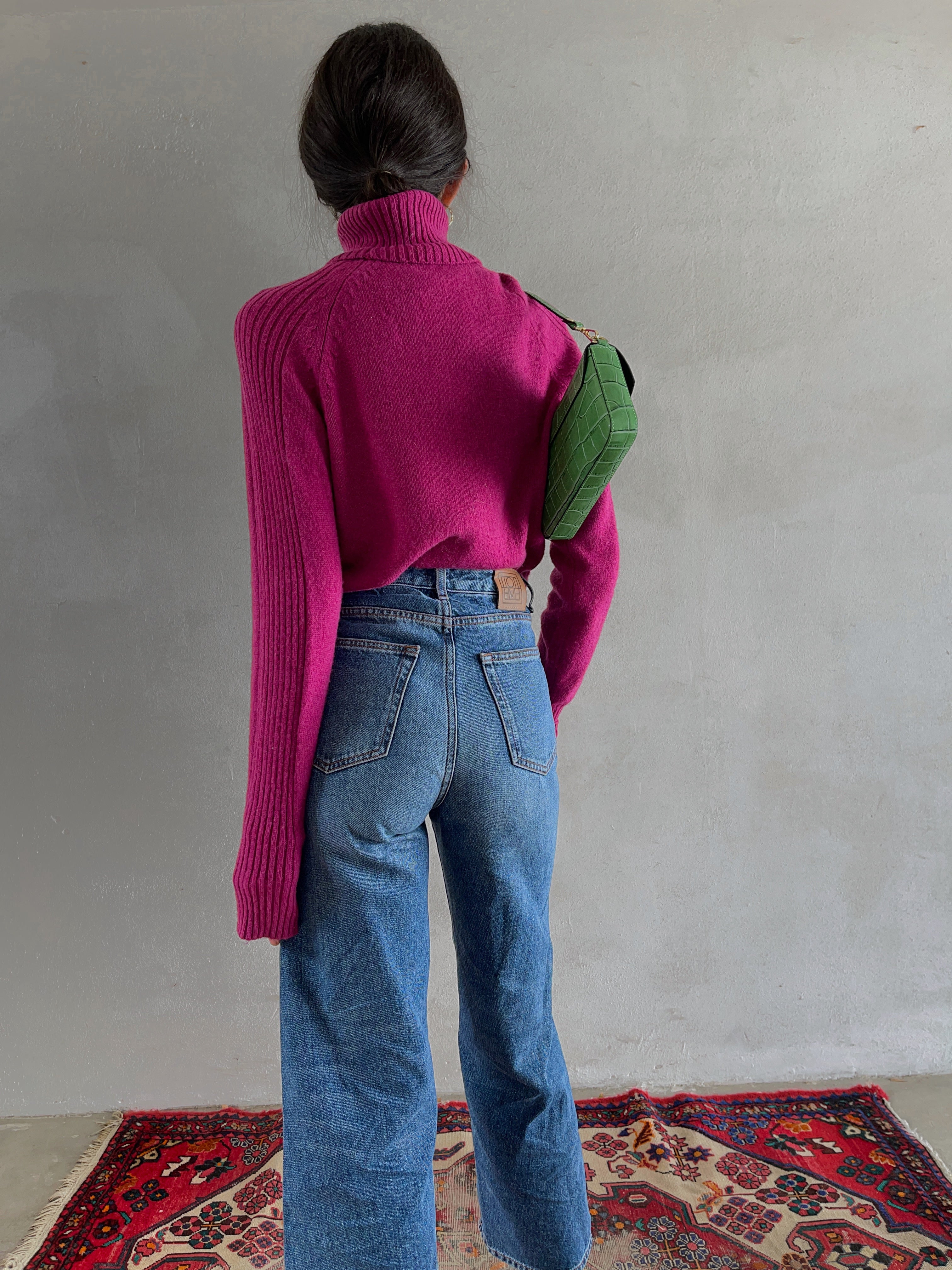 Magenta pullover