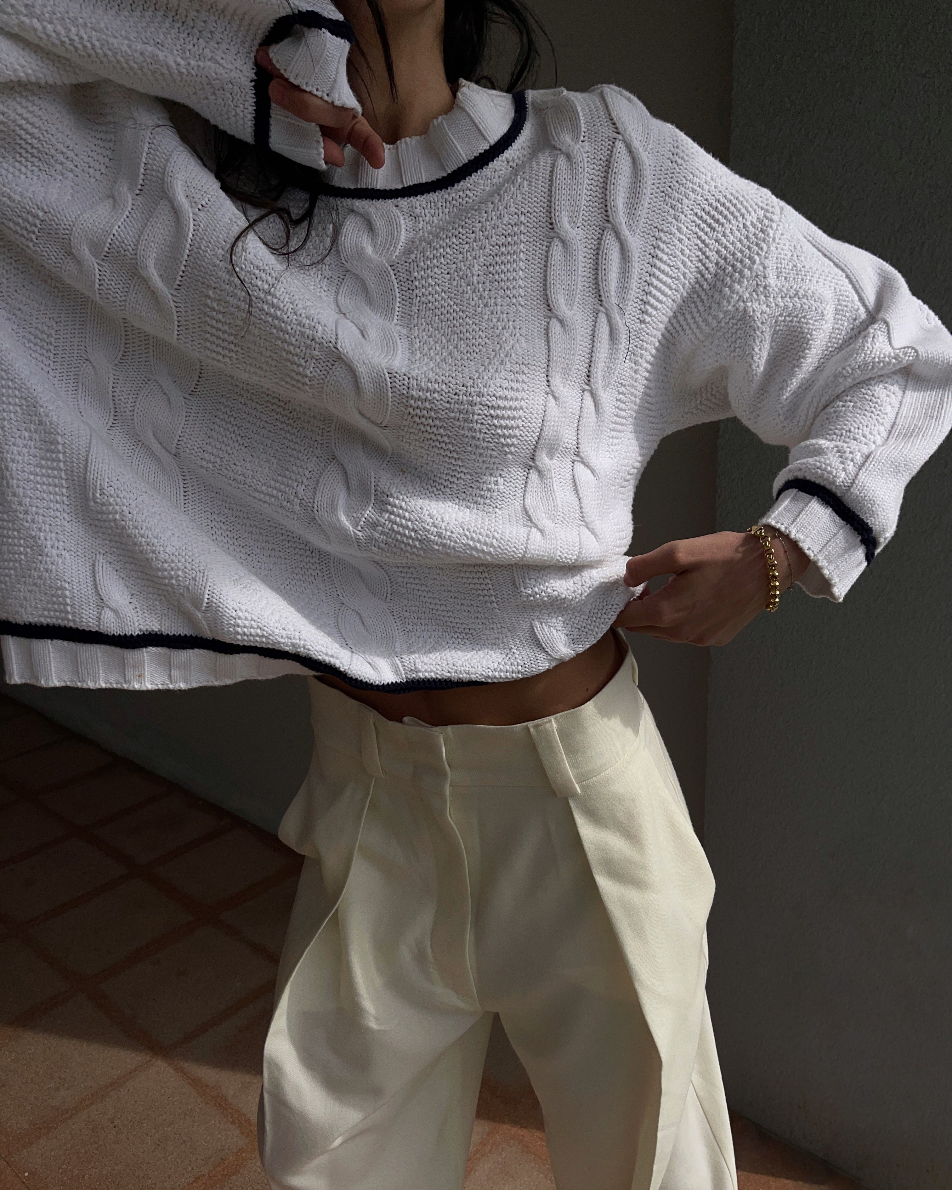 White jumper