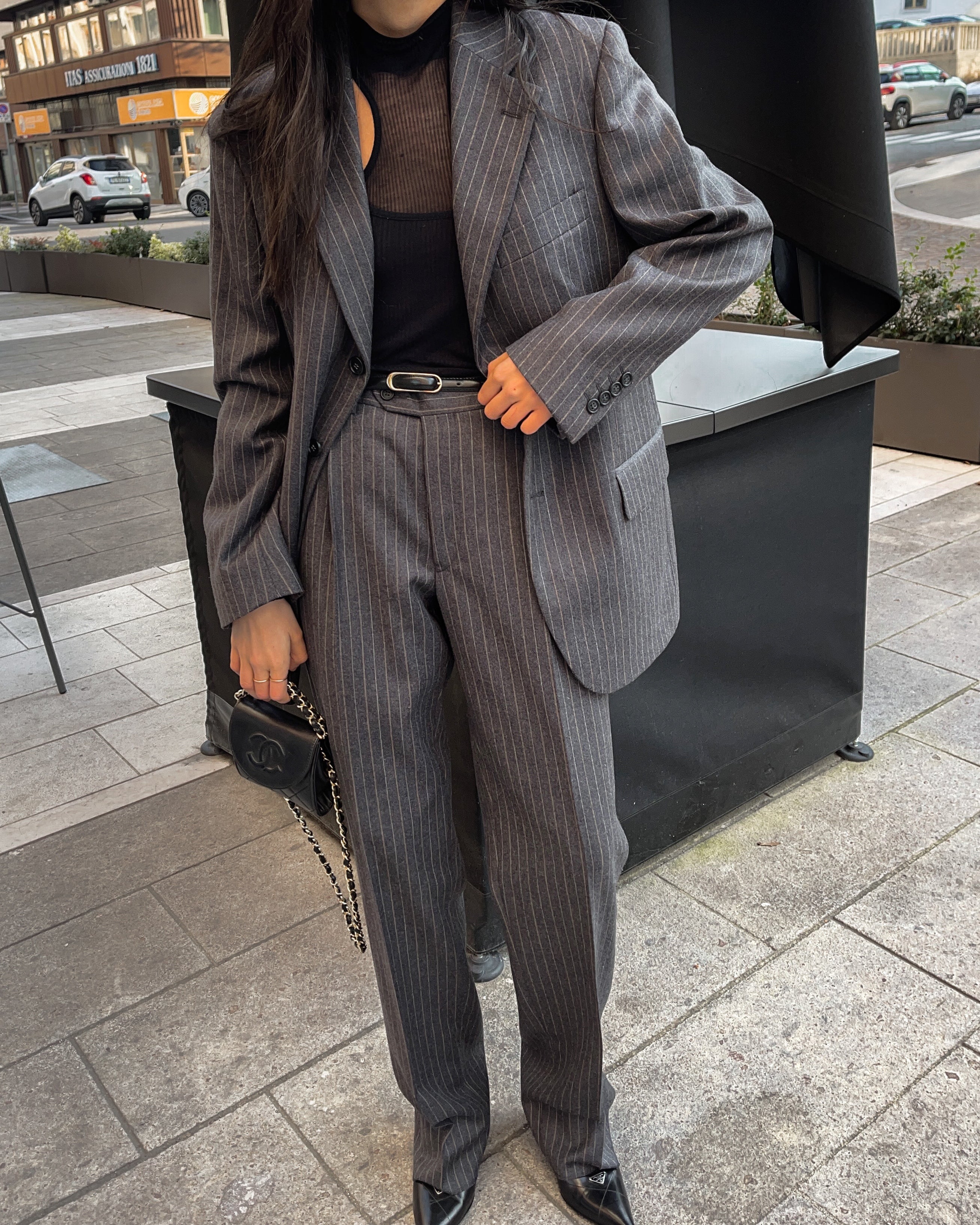 Grey gessato man suit