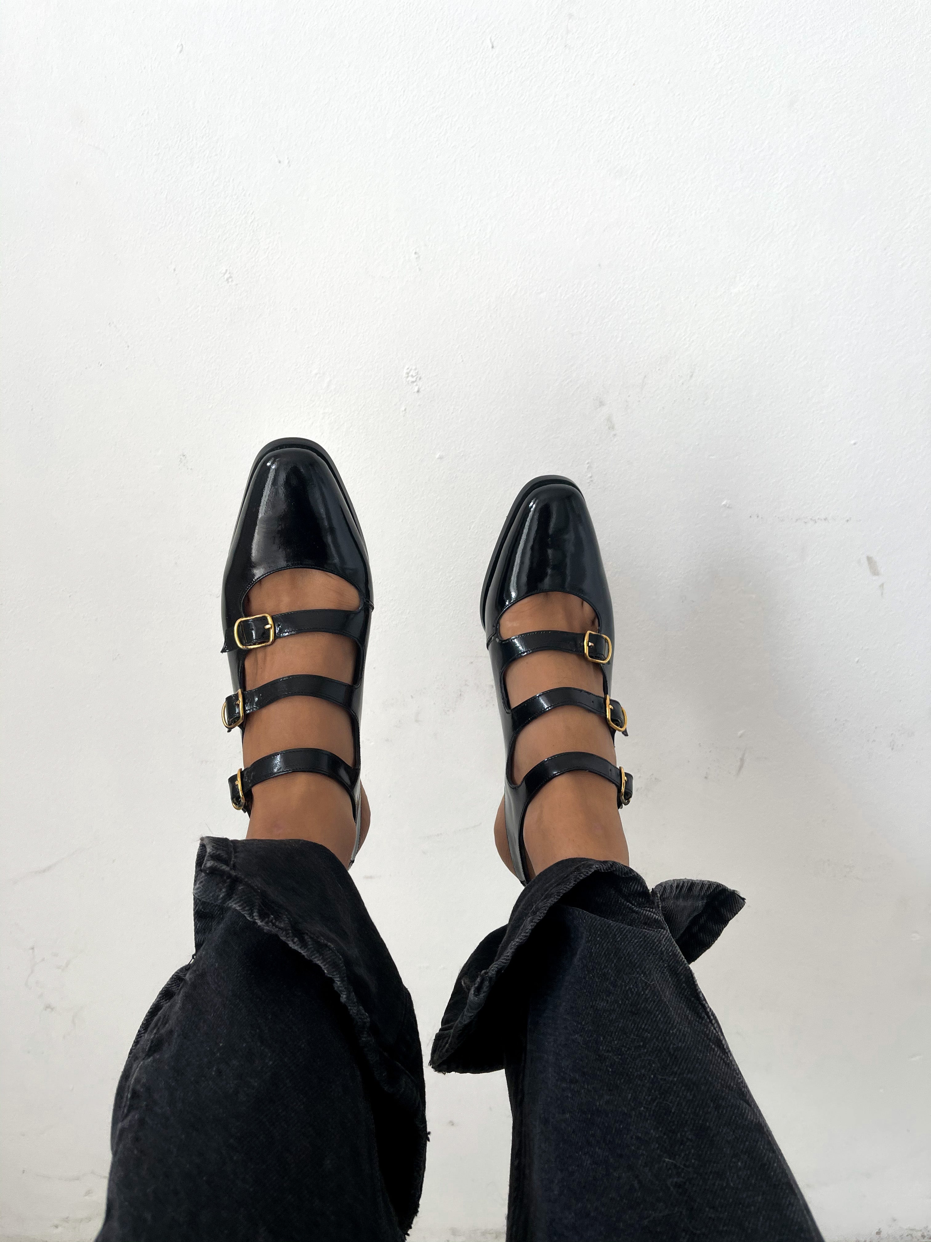 Black patent leather Mary Jane