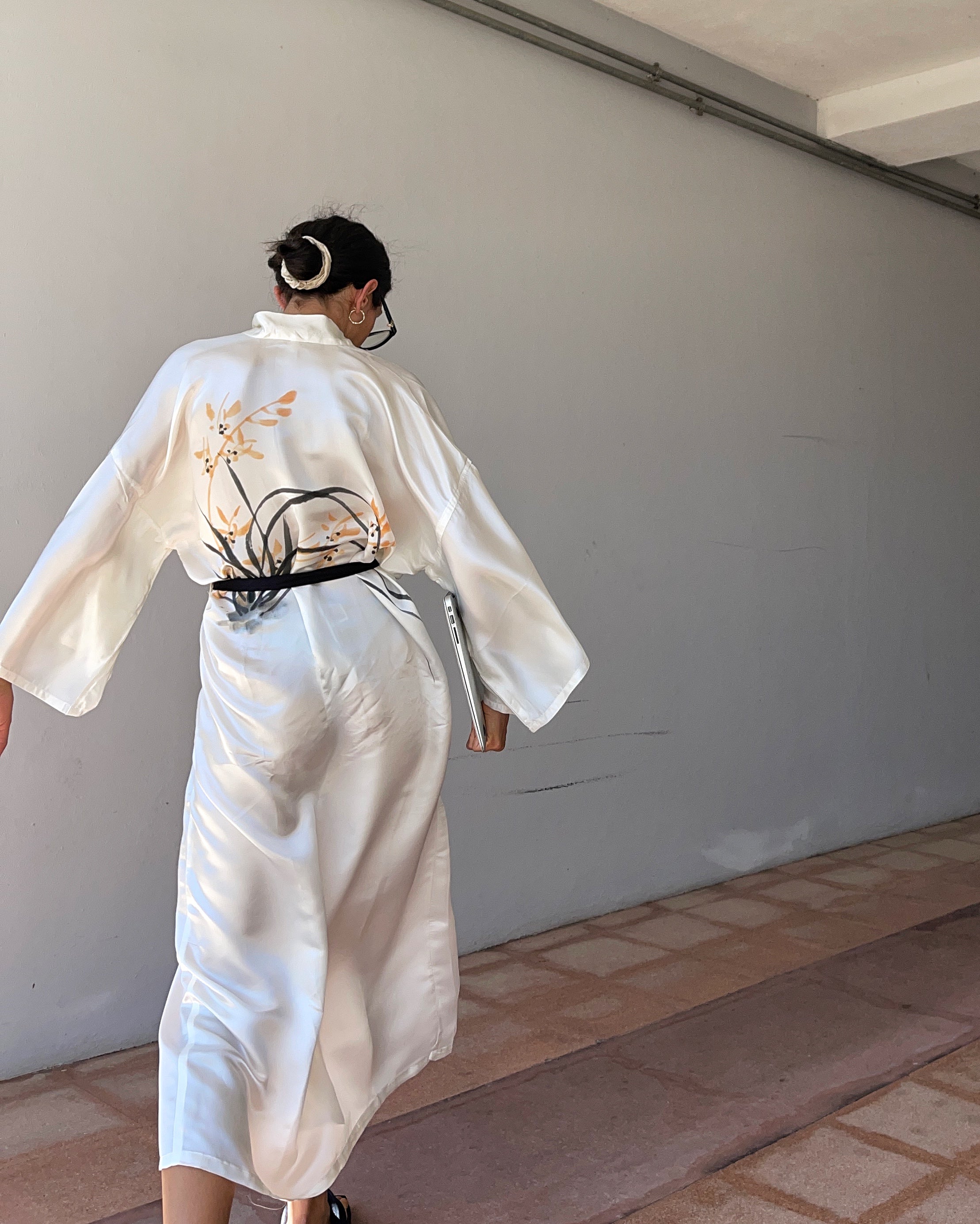 100 liquid silk kimono *