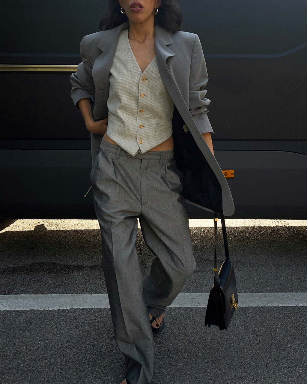 Pantaloni grigi