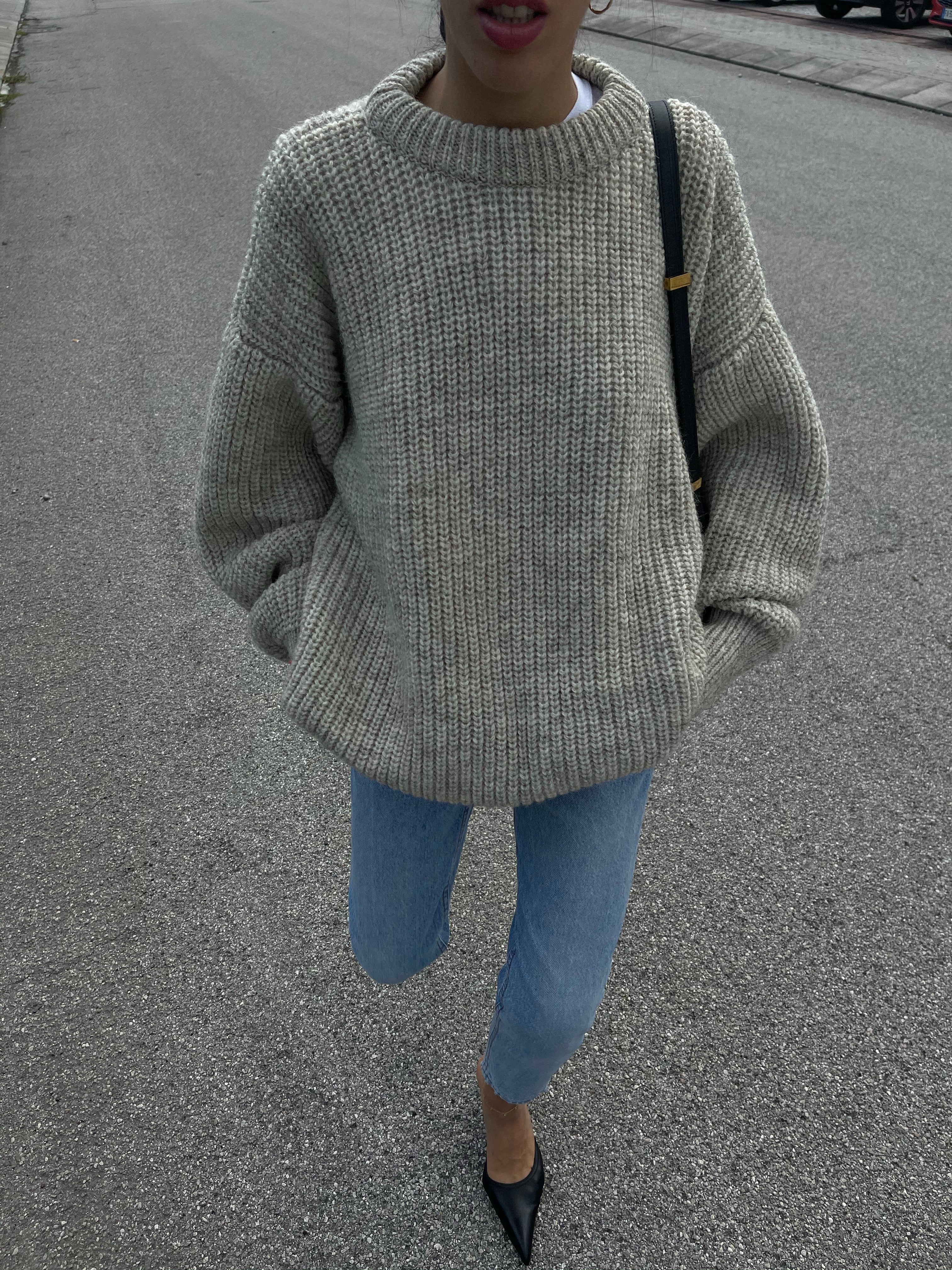 100 wool jumper