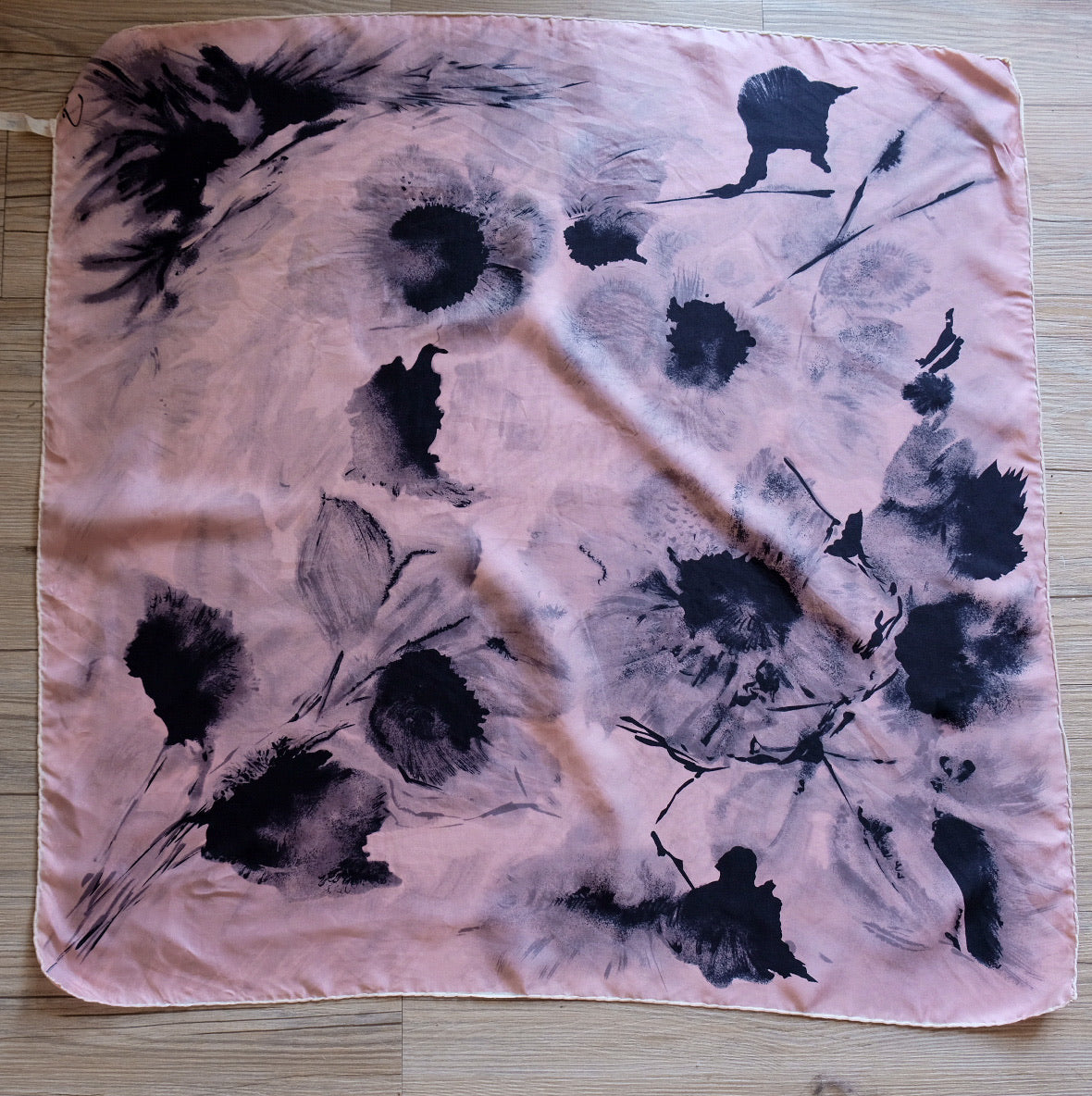 100 silk foulard