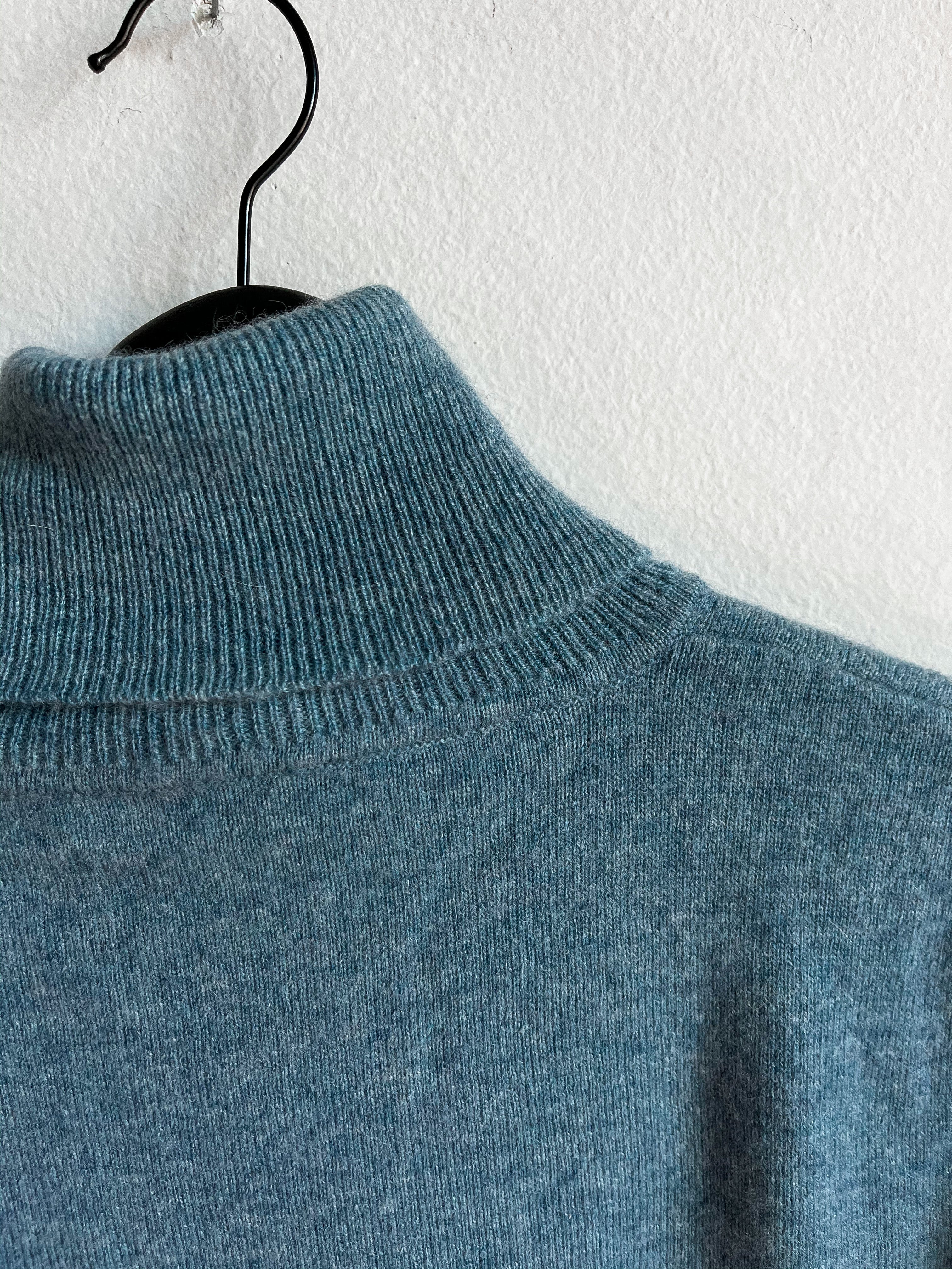100 wool turtleneck jumper