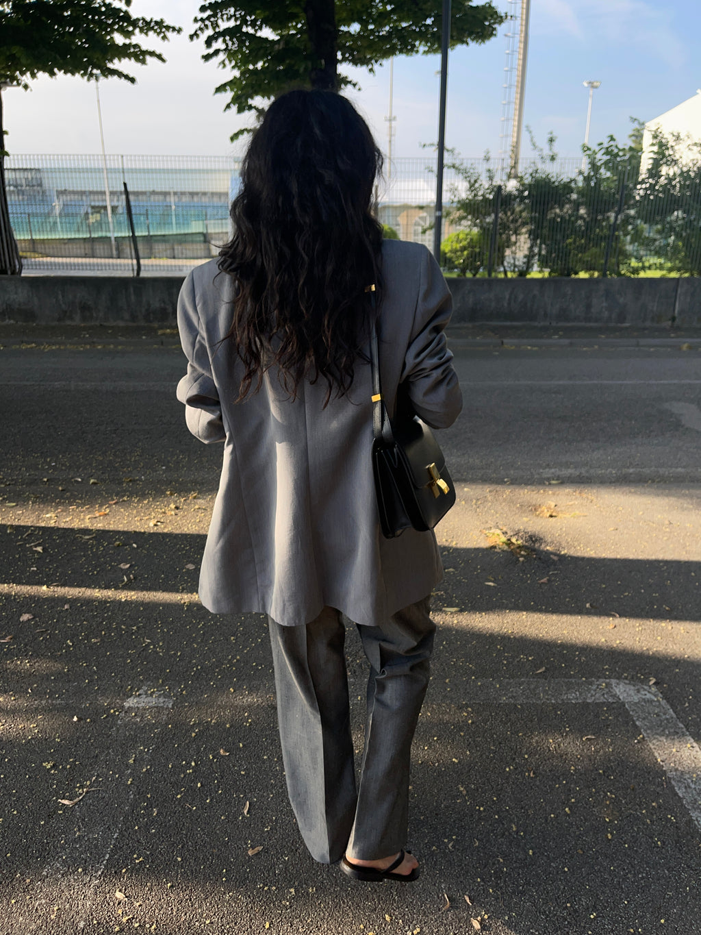 Pantaloni grigi