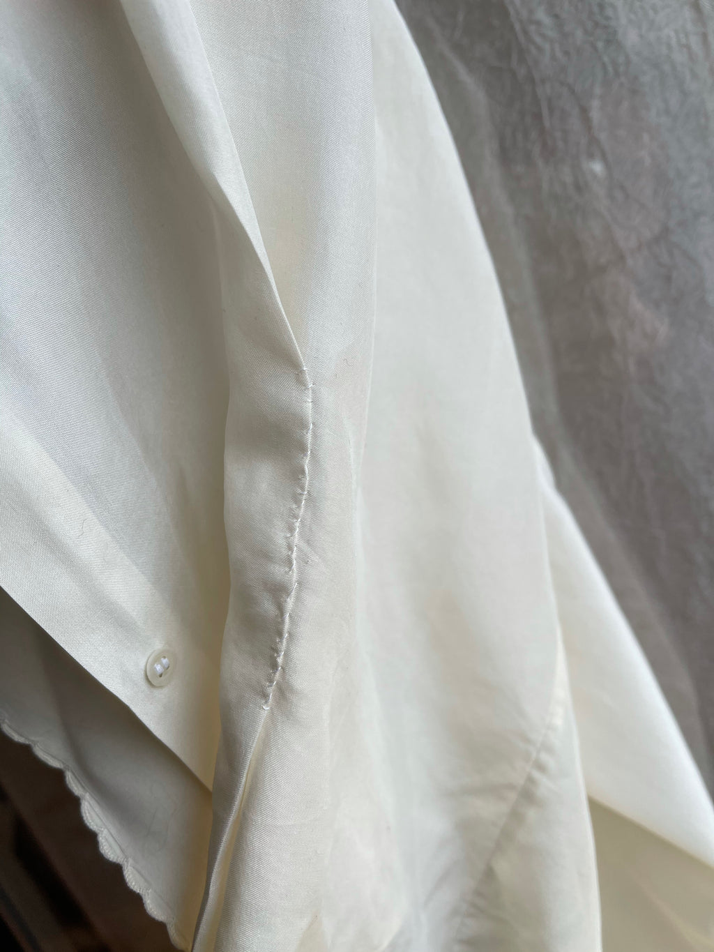 100 silk pinces button down shirt