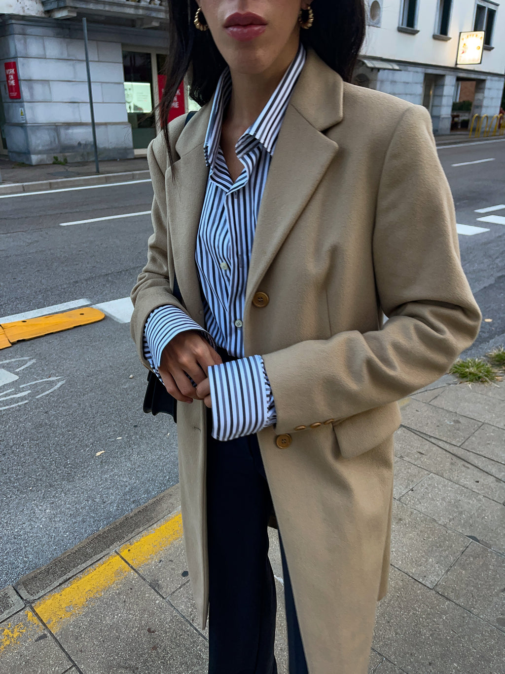 Beige wool classic coat