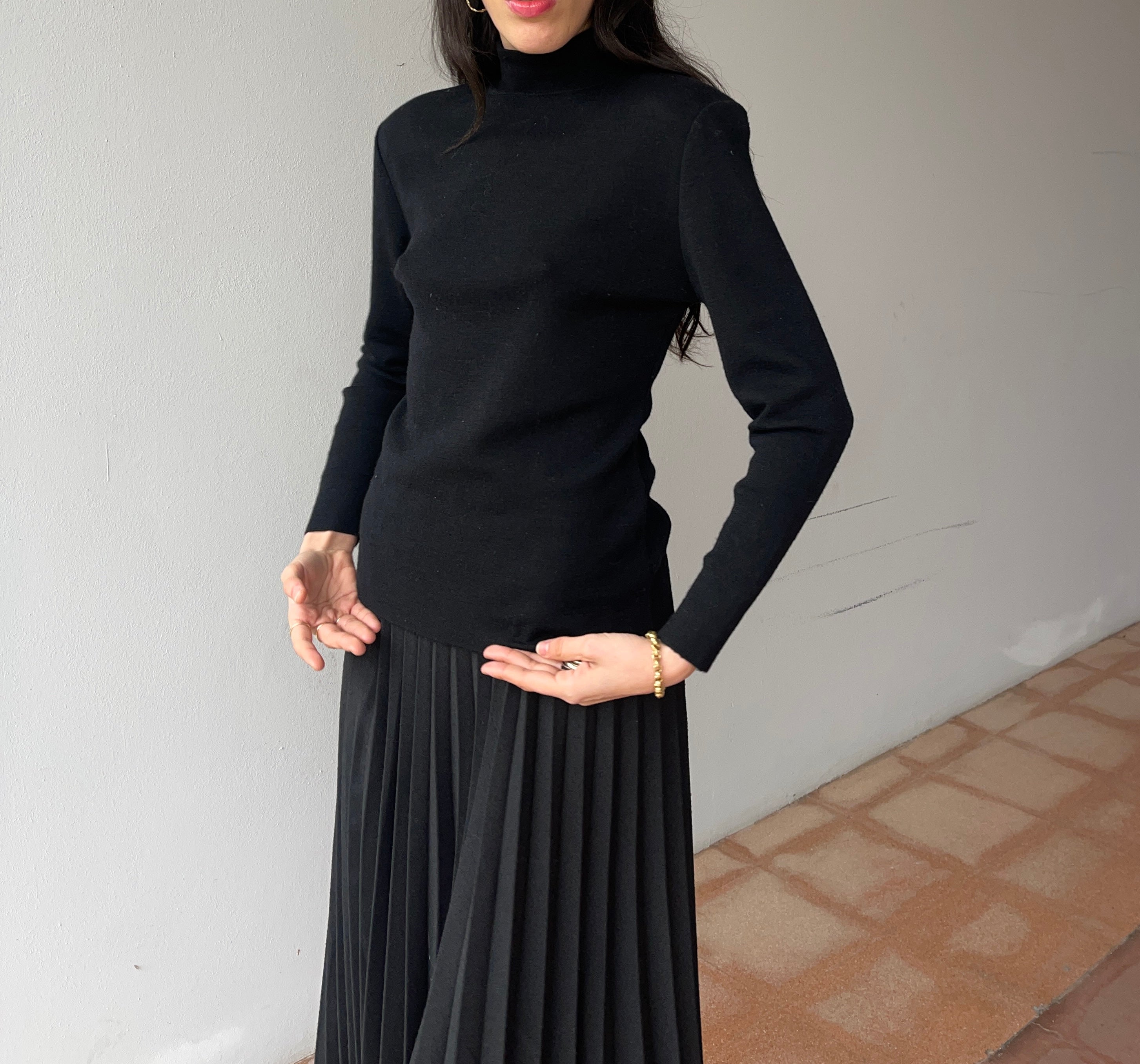 Balck merino jumper