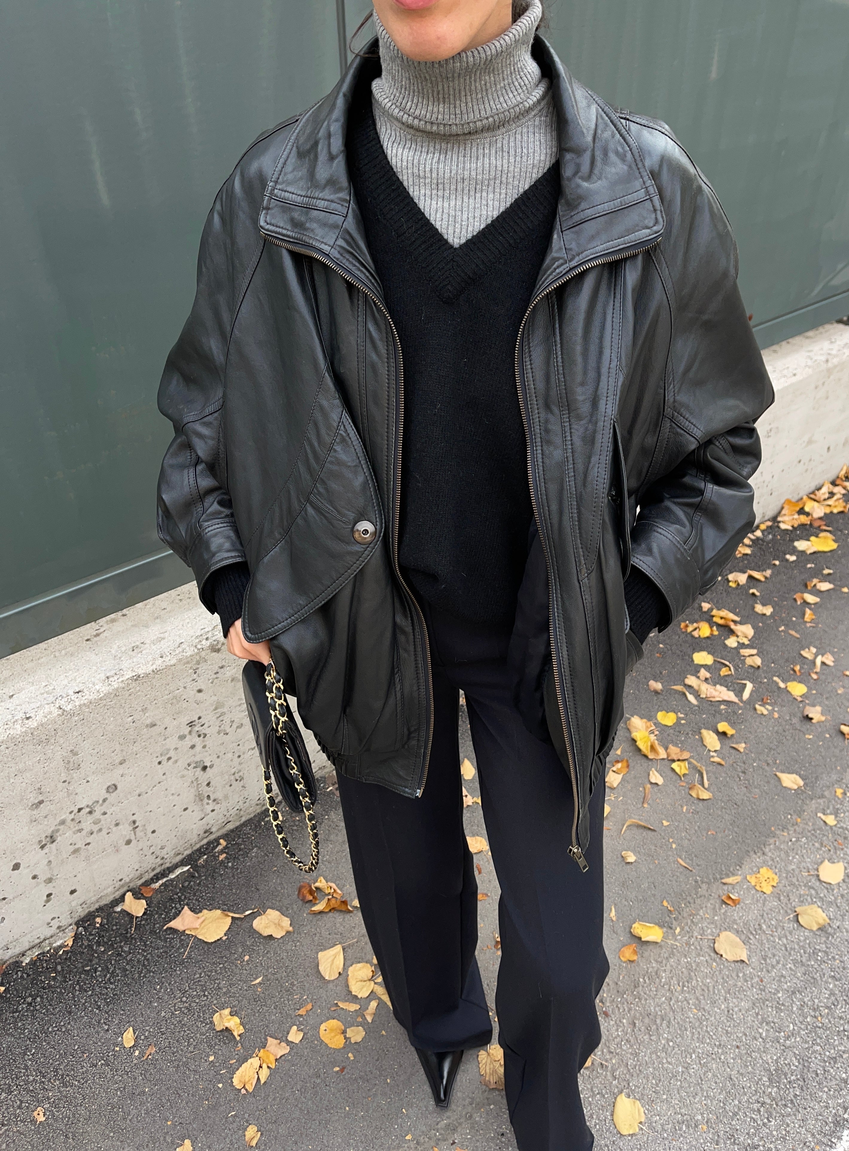 100 wool v neck jumper