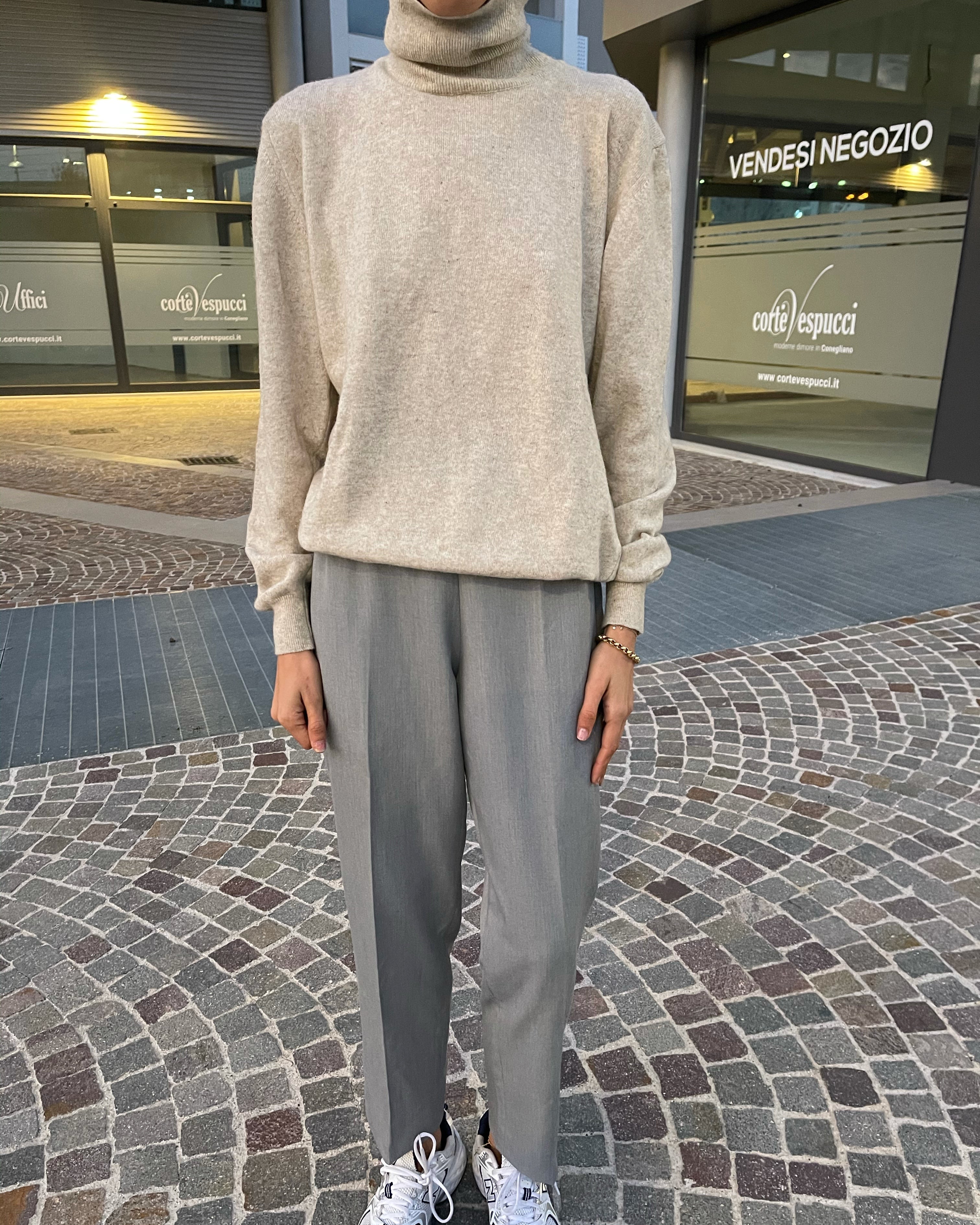 Wool beige turtleneck