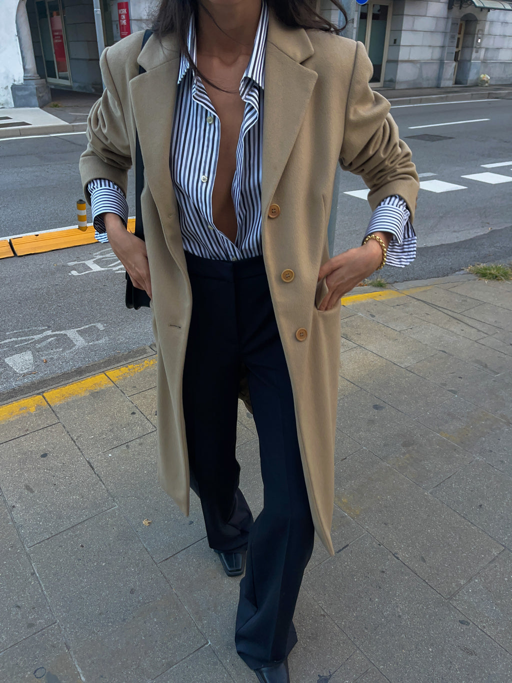 Beige wool classic coat