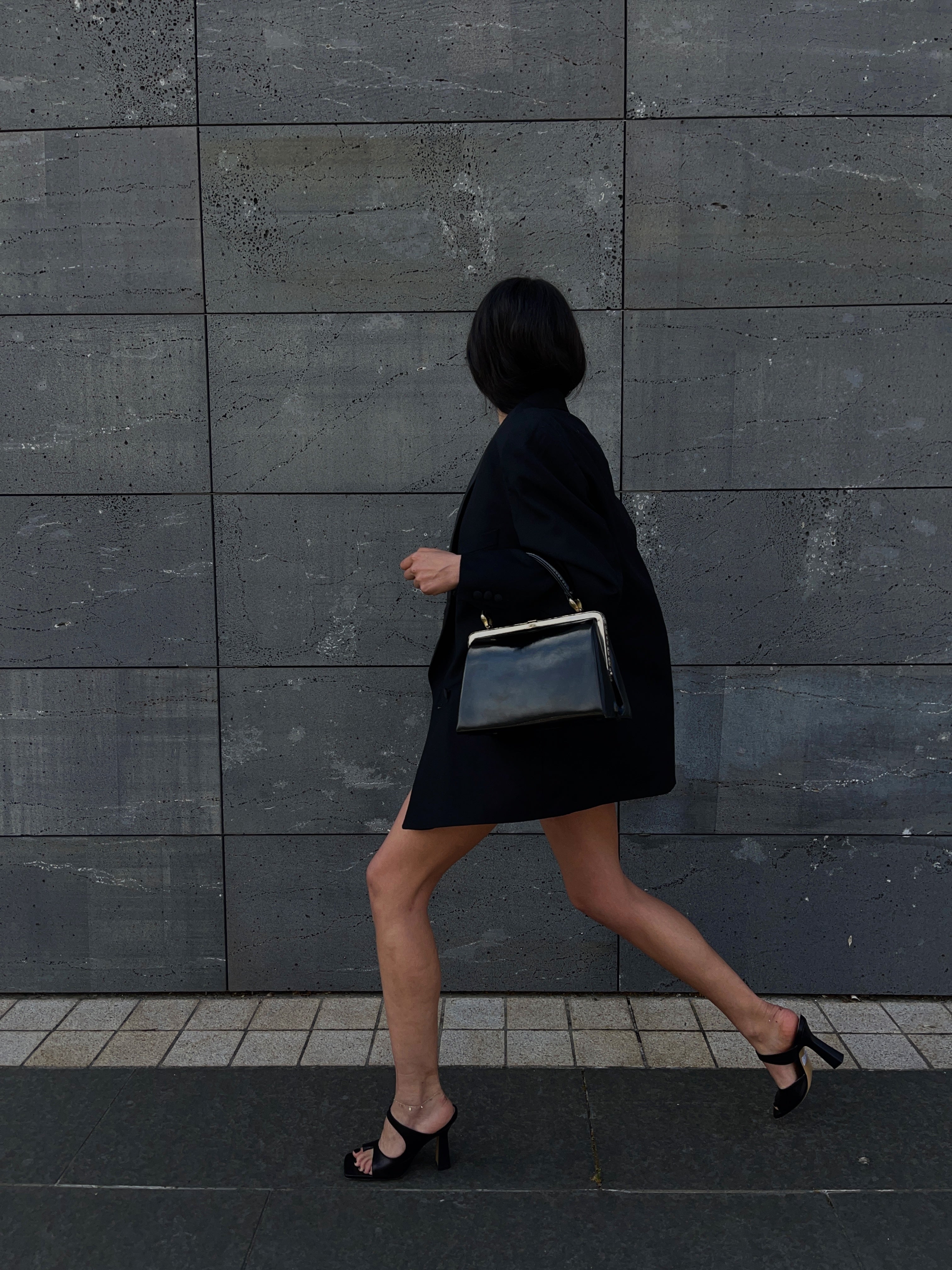 Oversize black blazer