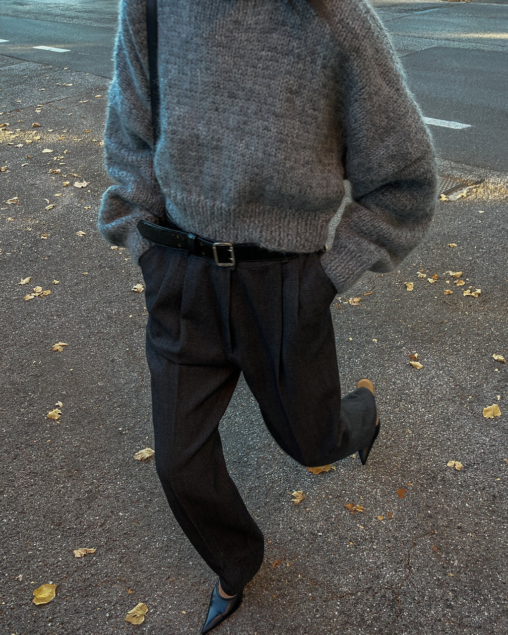 100 wool trousers